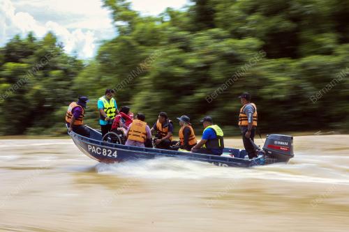 OPERASI MENYELAMAT MANGSA BANJIR