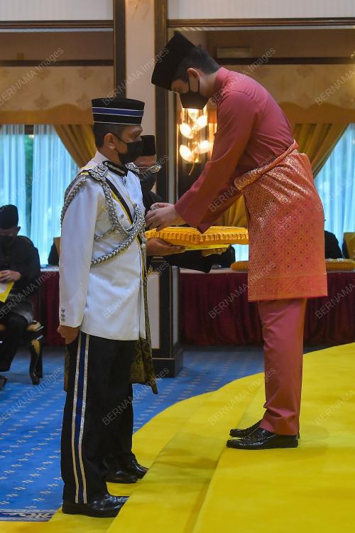TENGKU HASSANAL IBRAHIM ALAM SHAH AL-SULTAN ABDULLAH