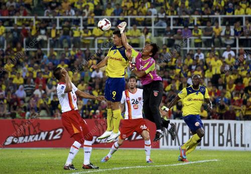 PH06_19042014_BOLA