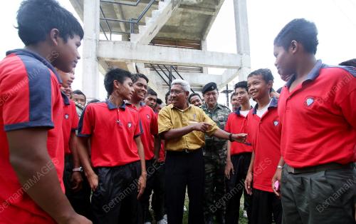 ABDUL HADI AWANG KECHIL