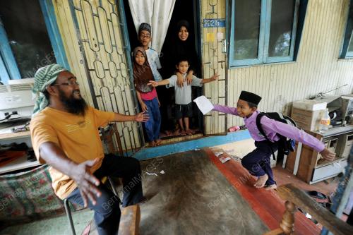 PH06_19112012_UPSR