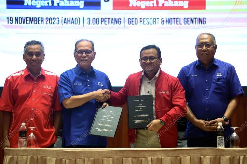 DATUK SERI WAN ROSDY WAN ISMAIL