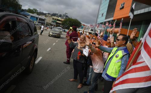 DATUK SERI WAN ROSDY WAN ISMAIL