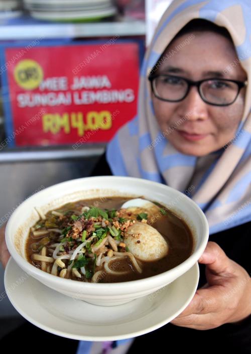 SALMIAH BUSU