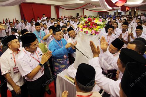 PH06_21082016_UMNO