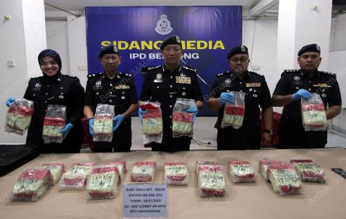 DATUK SERI YAHAYA OTHMAN