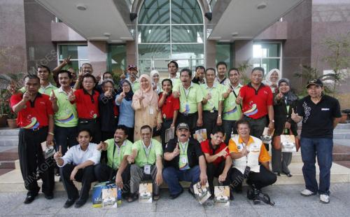DR RANDUS AL-MUDJAFAR SURAU