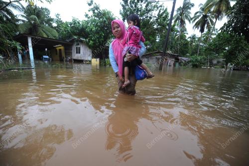 PH06_22122014_BANJIR