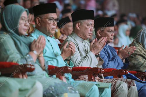 DATUK SERI FADILLAH YUSOF