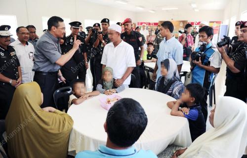 DATUK SERI HISHAMUDDIN TUN HUSSEIN