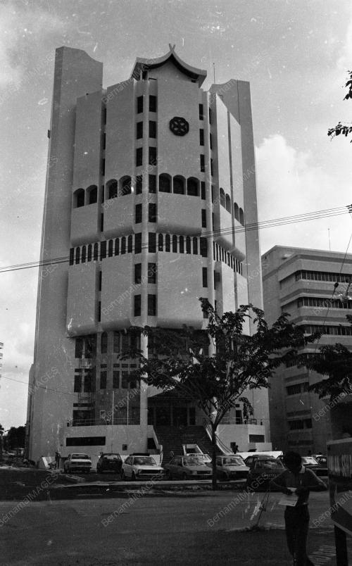 PH06_24062019_VAN_BANK