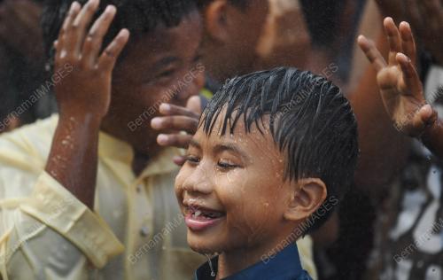PH06_24112018_KHATAN