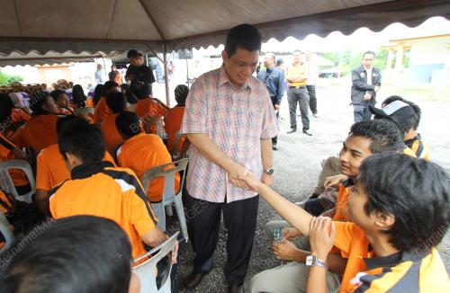 PH06_25022011_SAIFUDDIN