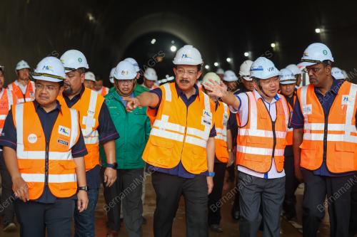 TAN SRI MOHD ZUKI ALI