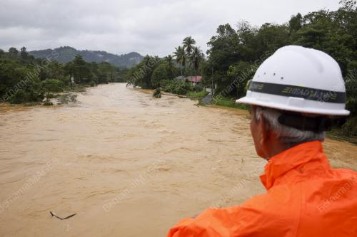 PARAS AIR SG LEMBING, KUANTAN TAHAP BAHAYA