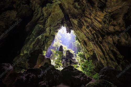 GUA KOTA GELANGGI