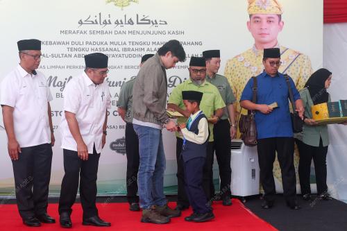 TENGKU HASANAL IBRAHIM ALAM SHAH