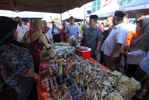 PH06_27032016_PASAR_TANI