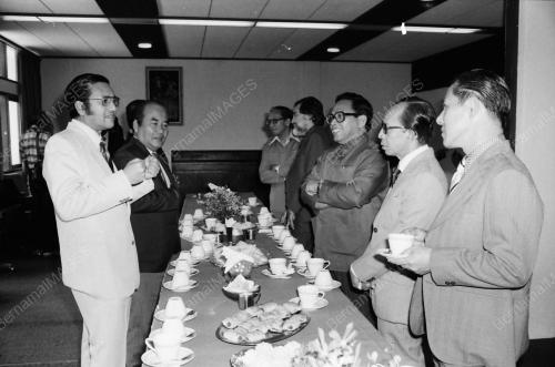 DR. MAHATHIR BIN MOHAMAD