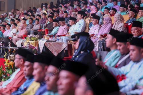 TENGKU HASSANAL IBRAHIM ALAM SHAH