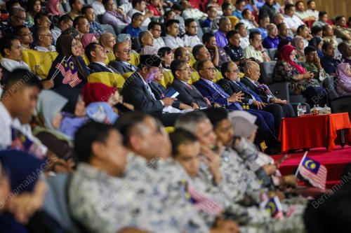 DATUK SERI WAN ROSDY WAN ISMAIL