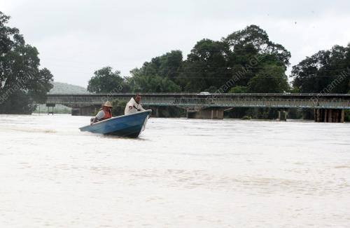 PH07_01022011_BANJIR