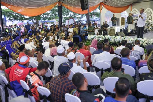 DATUK SERI ANWAR IBRAHIM