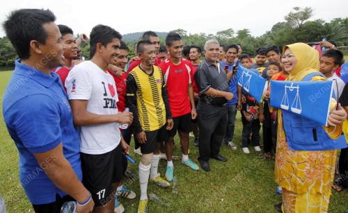PH07_03052013_SHAHANIZA
