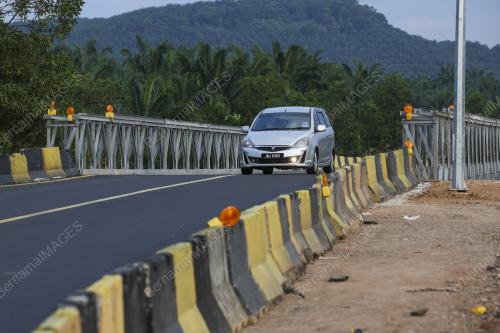 JALAN KUANTAN - SEGAMAT KEMBALI DIBUKA