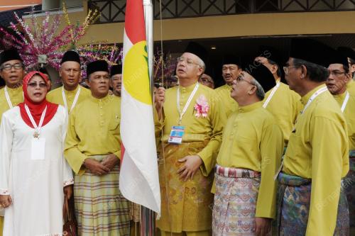 DATUK SERI MOHD NAJIB TUN ABDUL RAZAK