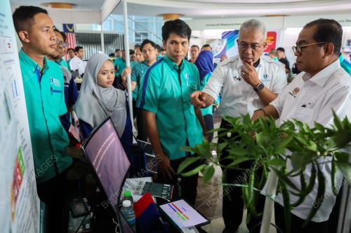 DATUK SERI MOHAMED KHALED NORDIN