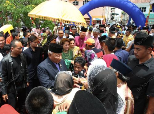 SULTAN AHMAD SHAH
