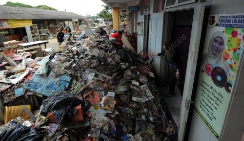 PH07_04012015_BANJIR