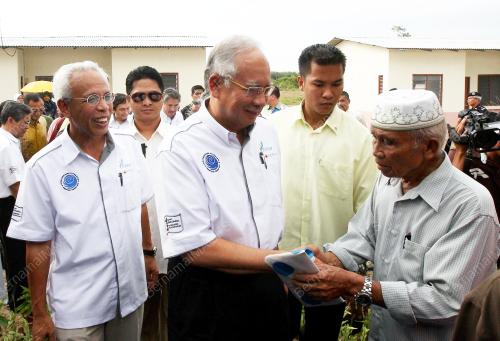 MOHD NAJIB TUN ABDUL RAZAK