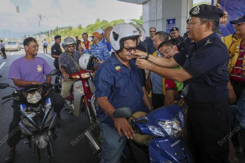 DATUK SERI YAHAYA OTHMAN