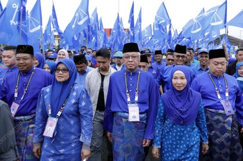 DATUK SERI ISMAIL SABRI YAAKOB