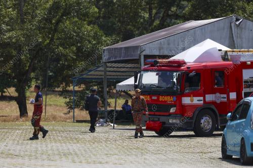 HELIKOPTER TERBAKAR