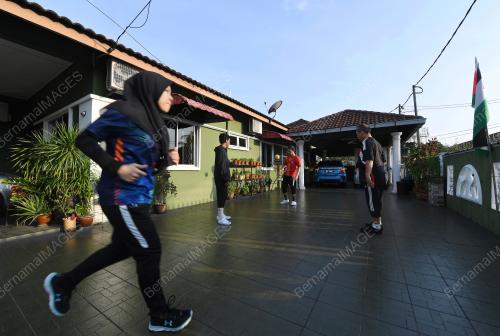 PERINTAH KAWALAN PERGERAKAN PENUH