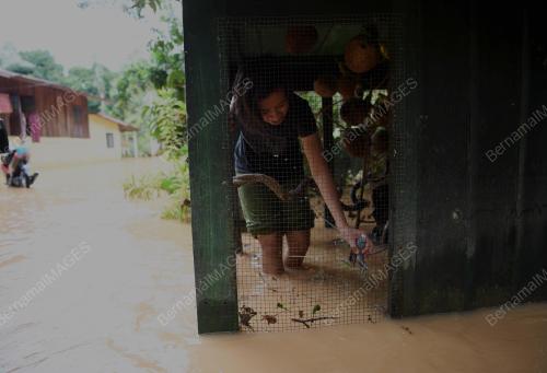 PH07_08122017_BANJIR