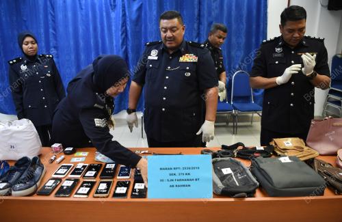 KUMPULAN PECAH KERETA JEMAAH MASJID