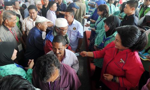 PH07_09022015_ROSMAH