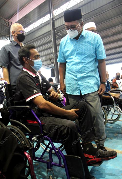 DATUK SERI WAN ROSDY WAN ISMAIL