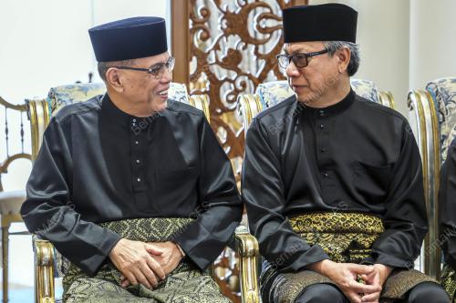 DATUK SERI WAN ROSDY WAN ISMAIL
