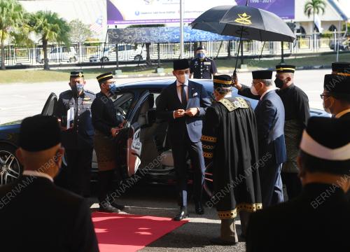 TENGKU HASSANAL IBRAHIM ALAM SHAH AL-SULTAN ABDULLAH