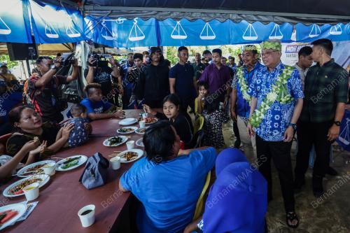 DATUK SERI ISMAIL SABRI YAAKOB