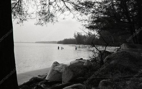 PH07_12012015_PANTAI_TERUNTUM