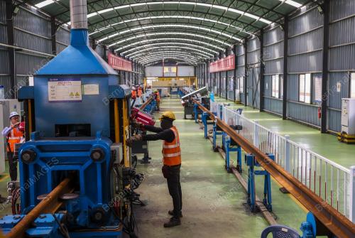 ECRL: BENGKEL KIMPALAN REL DAN PEMBUATAN LANDASAN