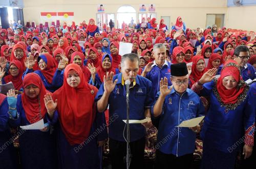 PH07_12032016_UMNO