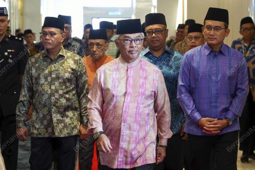 AL-SULTAN ABDULLAH RI'AYATUDDIN AL-MUSTAFA BILLAH SHAH