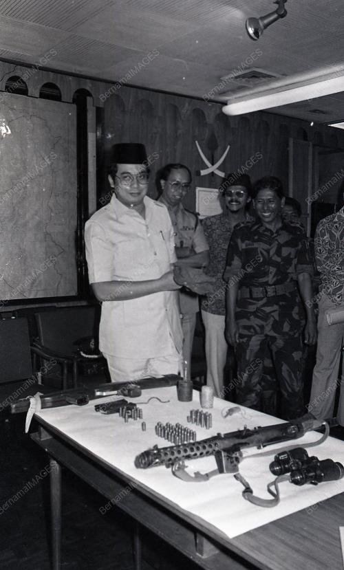 MOHD NAJIB TUN ABDUL RAZAK